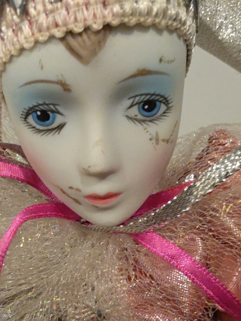 Pierrot clowns Harlequin doll - Picture 9 of 16